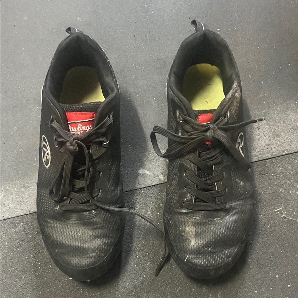 Rawlings Black baseball cleats  for boys